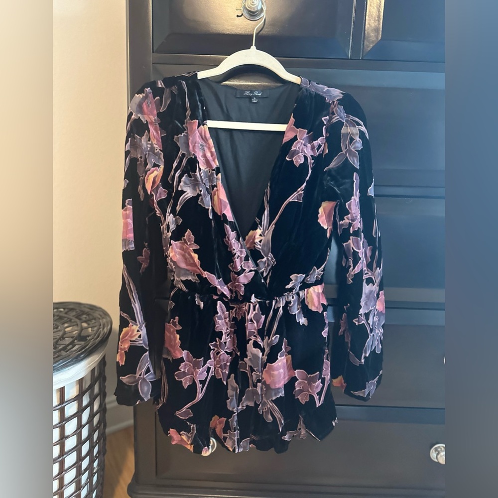 Romper - Picture 4 of 5
